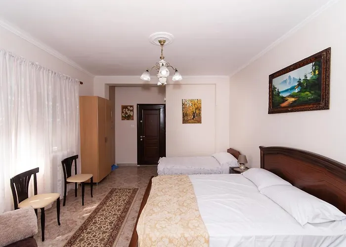 Erla's * ティラナ